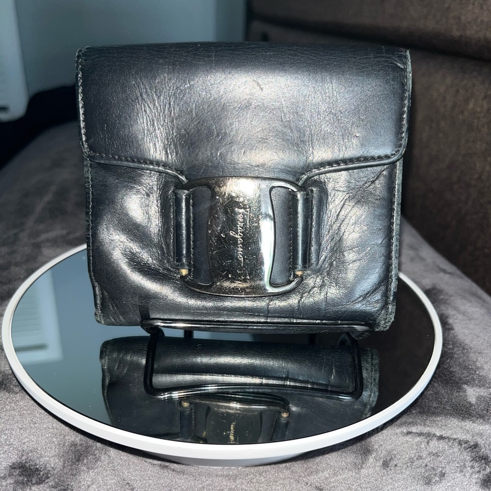 Preloved Salvatore Ferragamo Compact Wallet